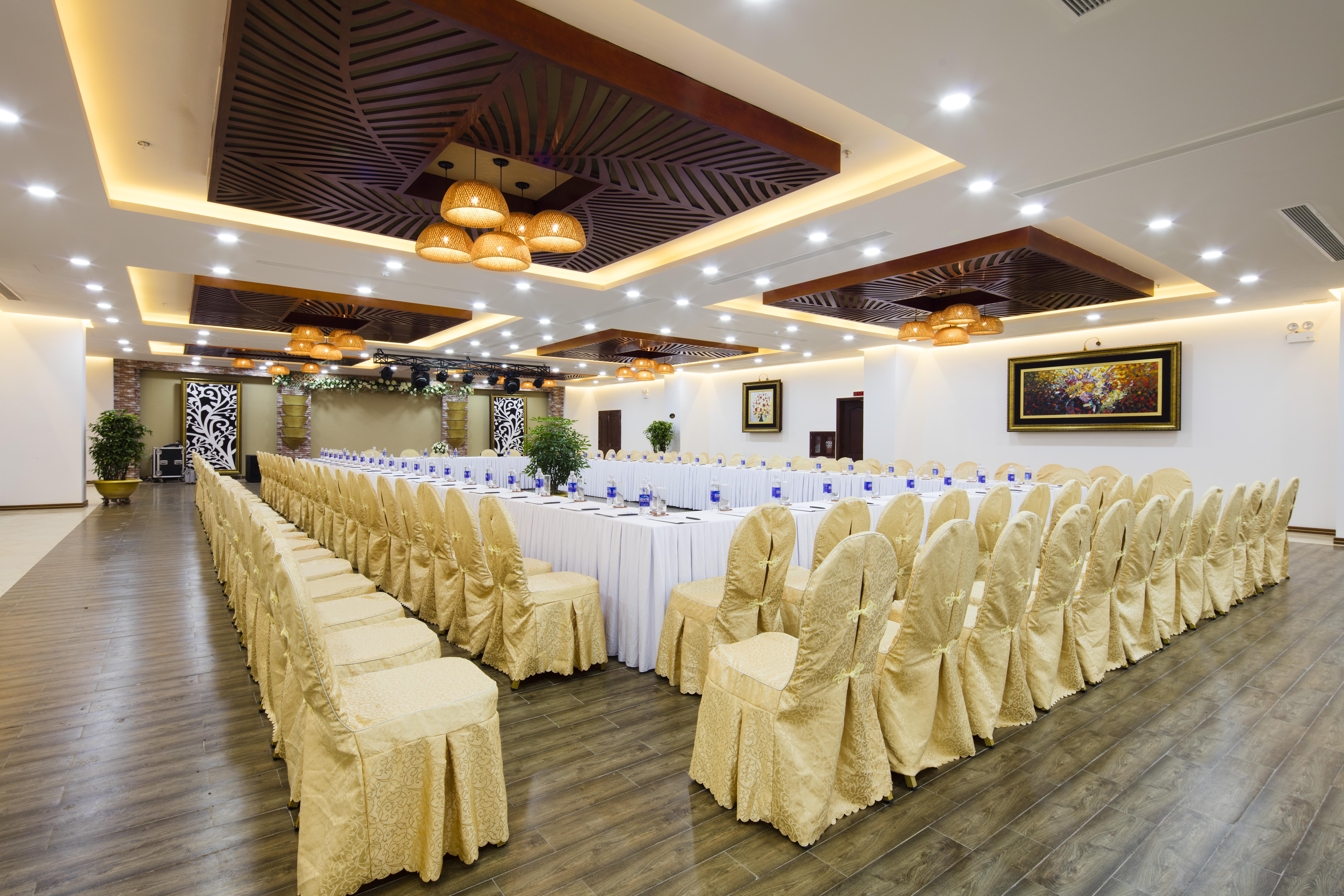 Nha Trang Prince Hotel Экстерьер фото